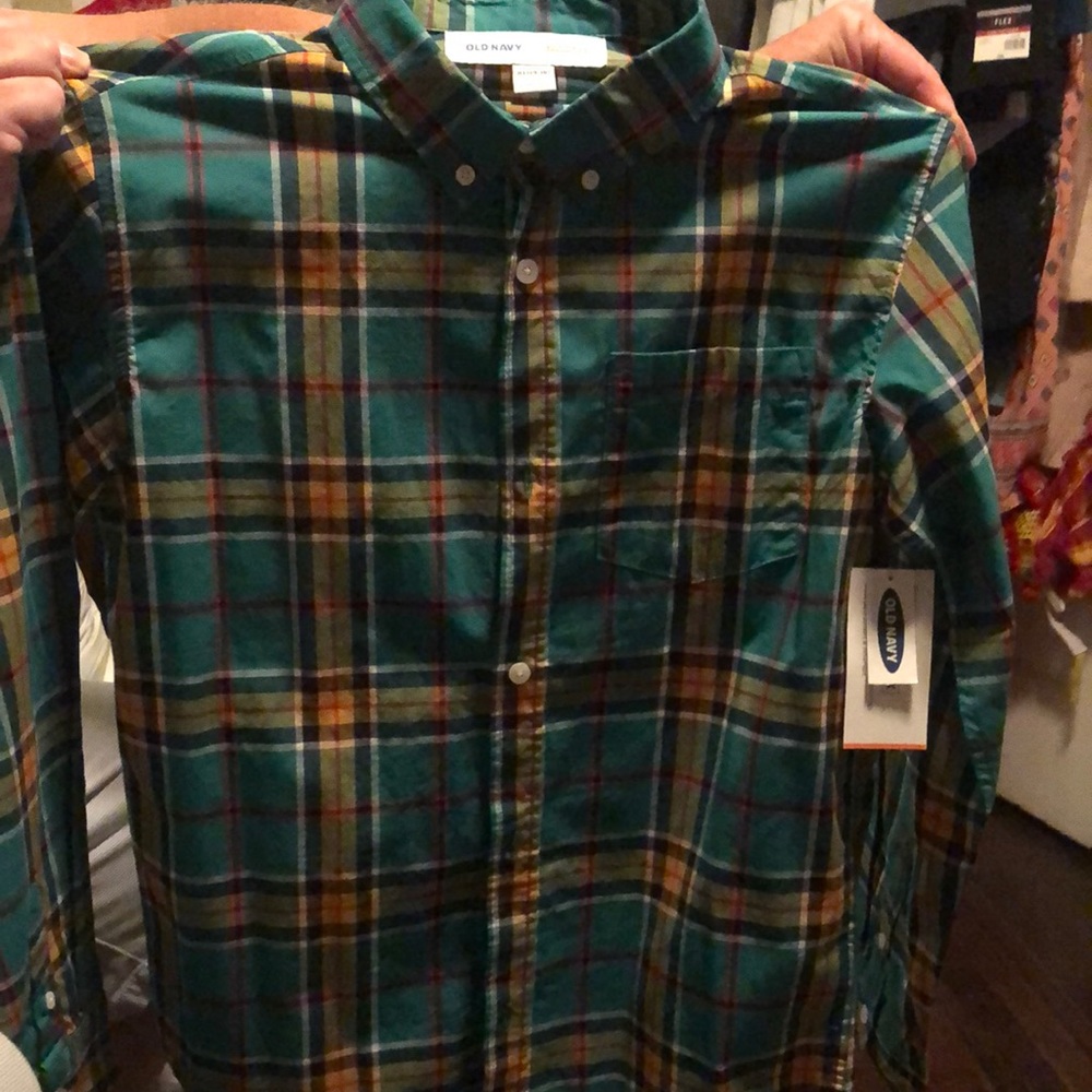 Size  14-16 xl old navy long sleeve shirt new